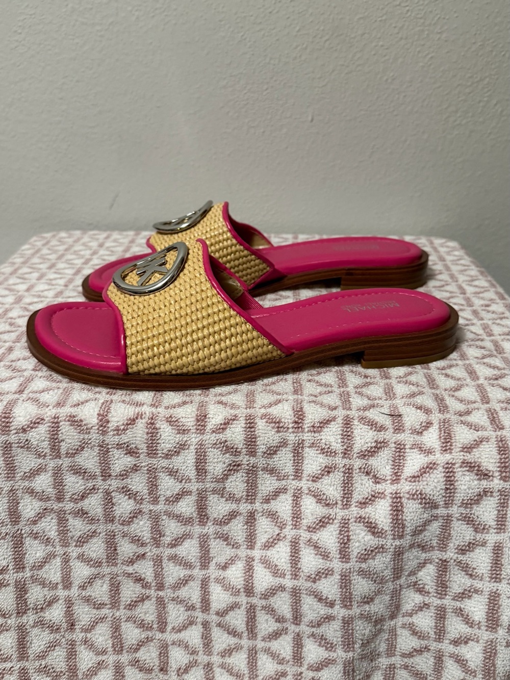 Michael Kors S 7 Woven Slide Sandals in Pink and Natural